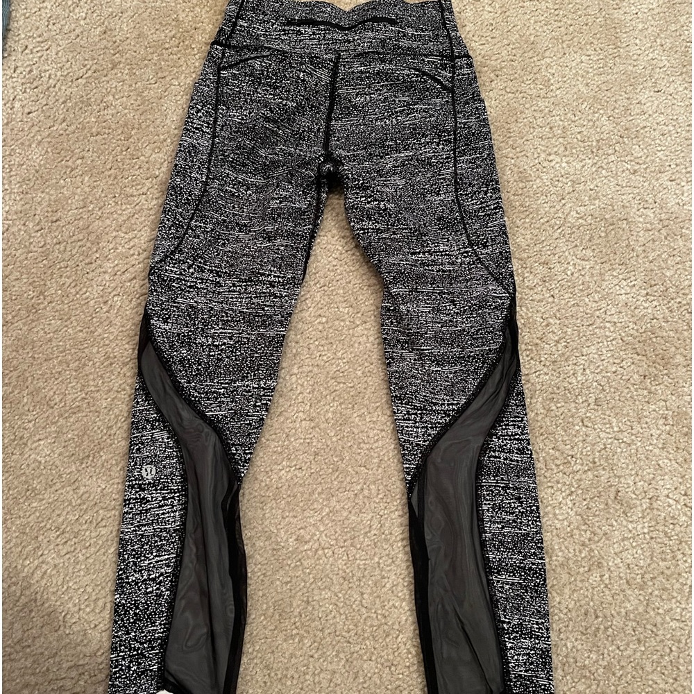 Lululemon Leggings with pockets